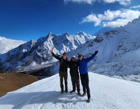 Clients On Manaslu Circuit Trek